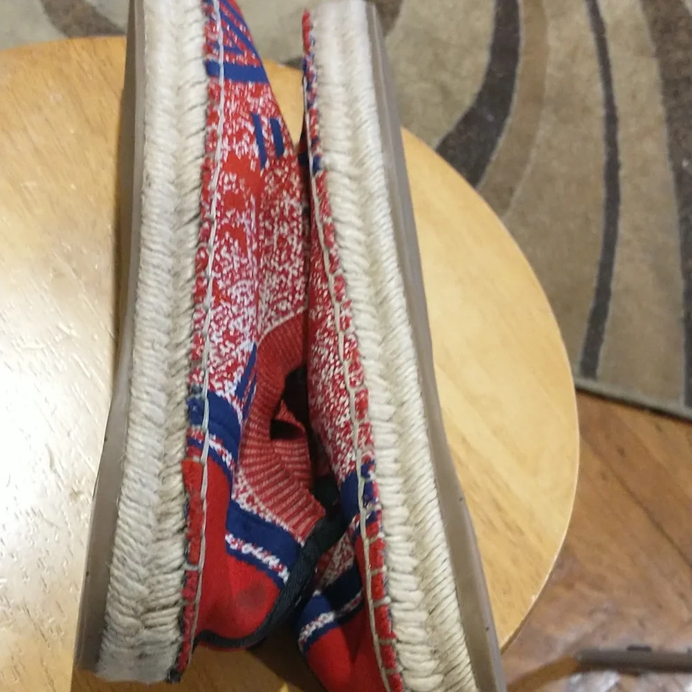 PRADA - Picture 8 of 9